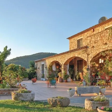 Villa With Private Pool And Garden In