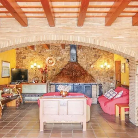 With Private Pool And Garden In Calonge Villa *