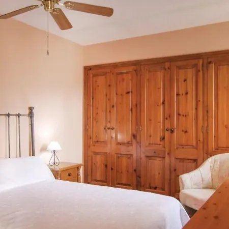 Villa With Private Pool And Garden In